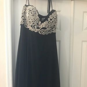 Prom/formal dress